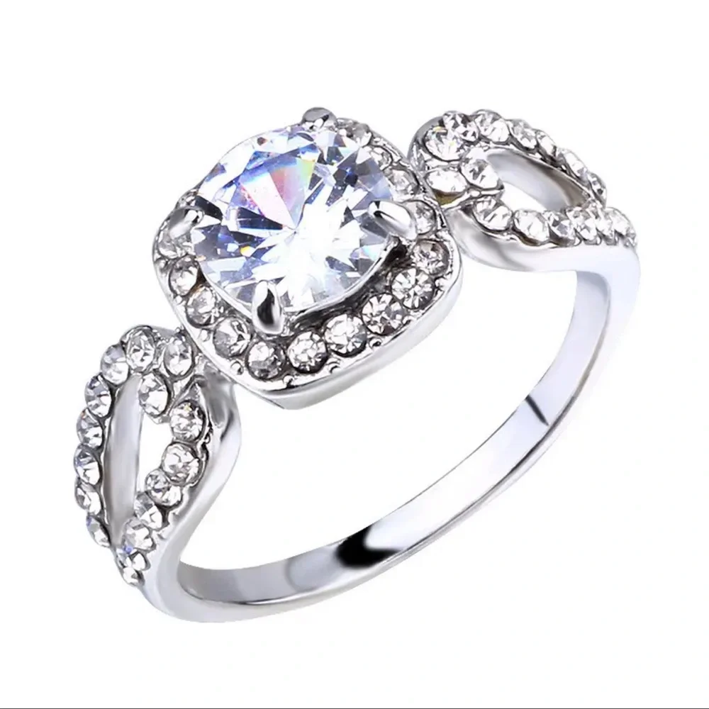 💎STUNNING Halo Pave Diamond Ring Simulated Diamond size 6 FREE SHIPPING